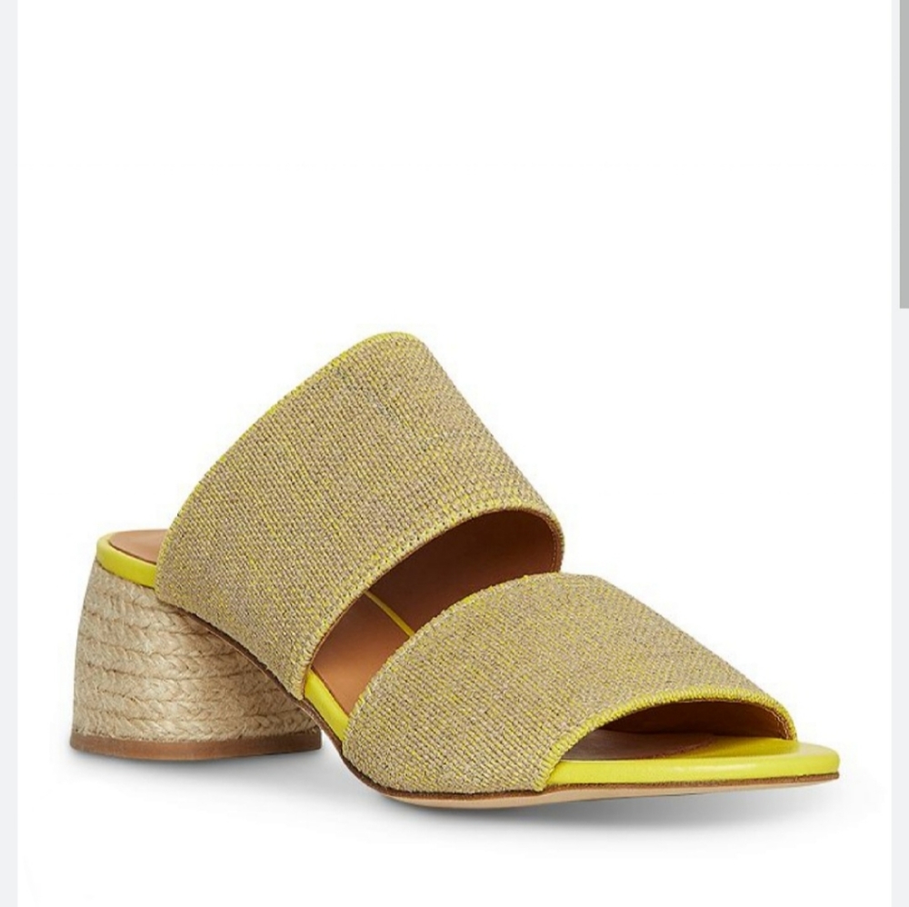NWOB Andre Assous Cayssie Stretchy Linen Espadrille Sandals. Size US 6/EU37